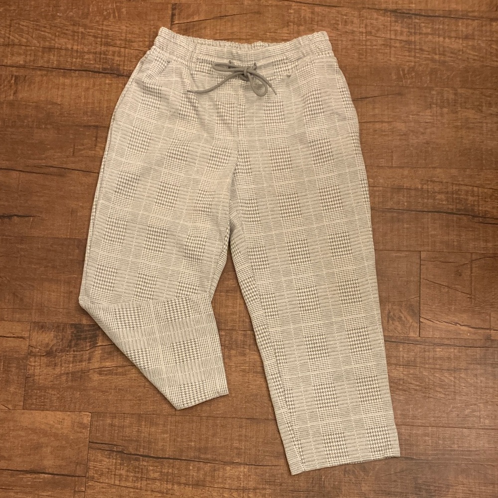 A New Day grey herringbone pull on pants
